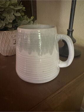 Barcela Ceramic Drip-Glaze Mug in White and Light Gray.  Crafted in Portugal